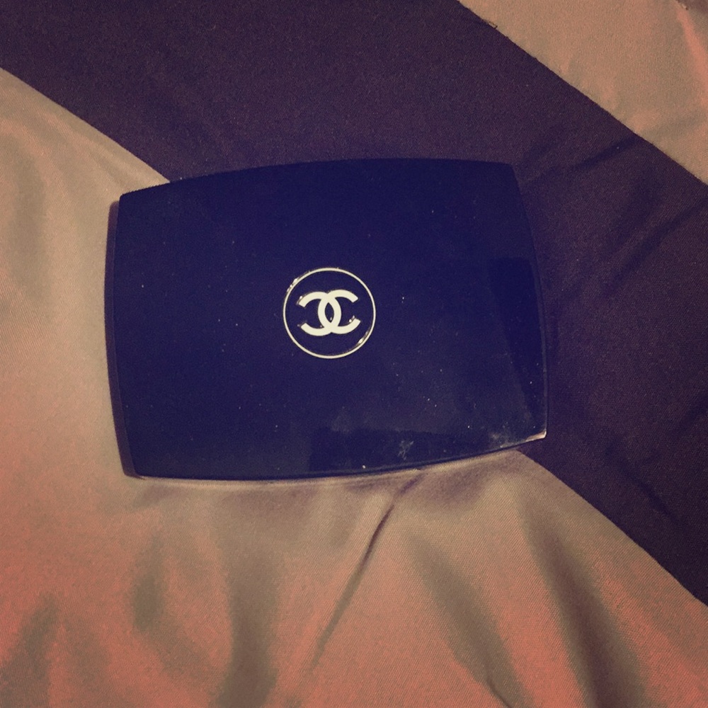 Chanel Aqualumieres water palette